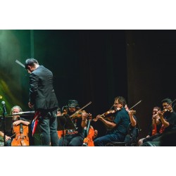 Teatro Guaíra recebe Orquestra Cordas do Iguaçu e “Clássicos do Sertanejo”